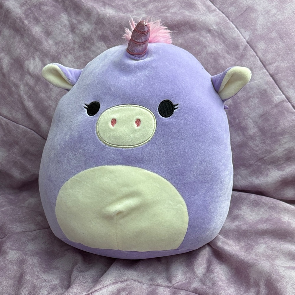 Squishmallows Astrid the Unicorn